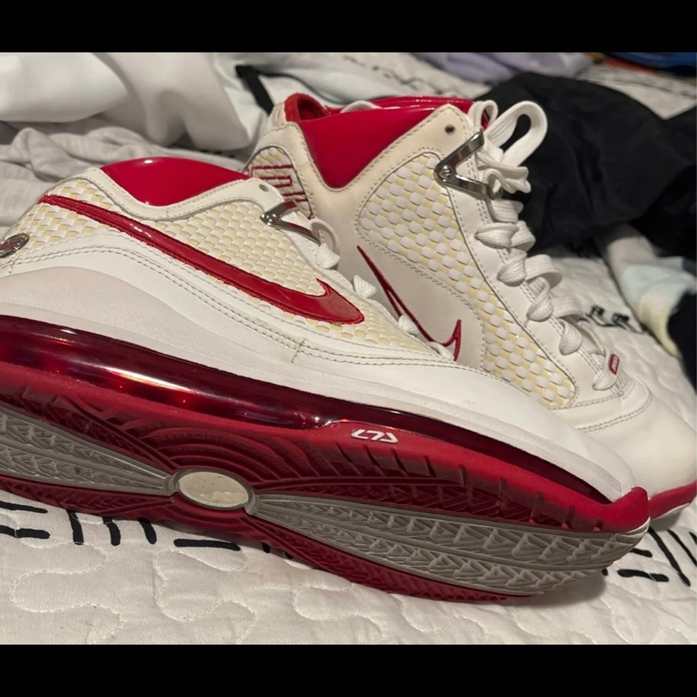 Nike Air Max LeBron 7 NFW 'White Varsity Red'
